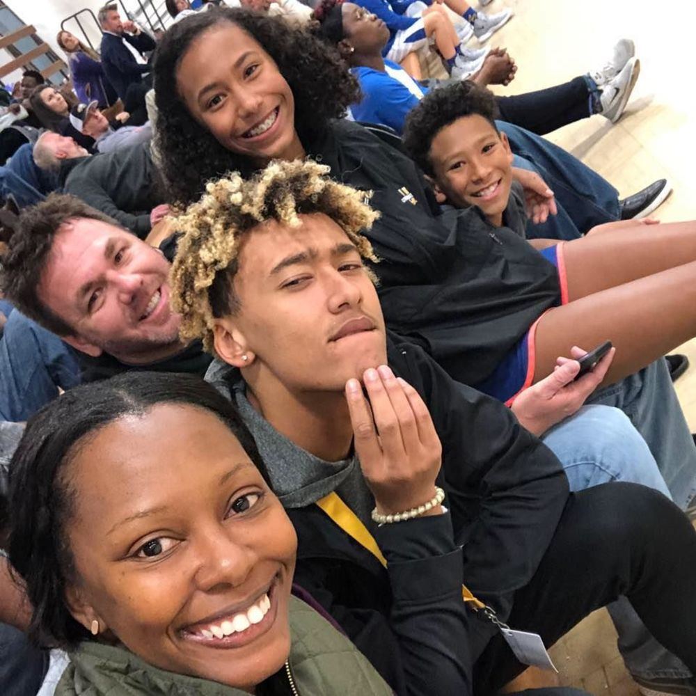 Meet your Posher, Nikki